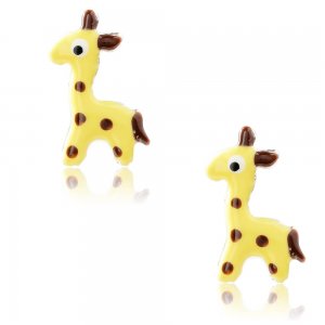 Παιδικό σκουλαρίκι ασημένιο 925, καρφωτό, σε σχέδιο καμηλοπάρδαλης. Είναι διακοσμημένα με σμάλτο σε κίτρινο και καφέ χρώμα.
